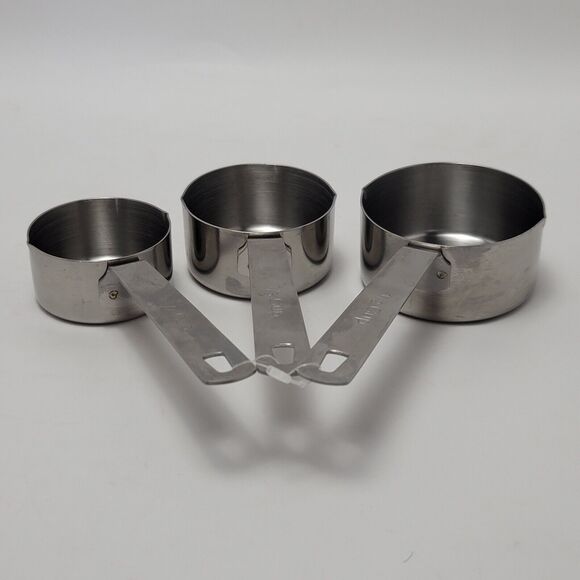 Master Class Stainless Steel Measuring Cups - Set of 3 - Picture 5 of 10